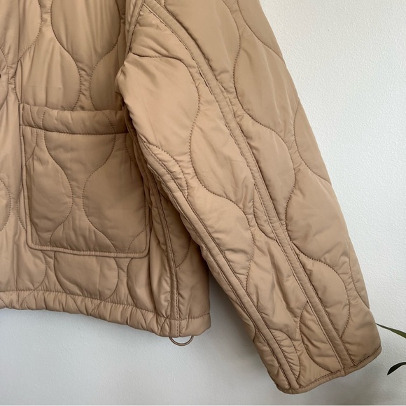 Abercrombie & Fitch - Oversized Quilted Jacket - Picture 6 of 7